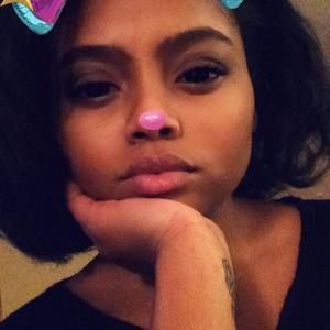 Meet your Posher, Brittney